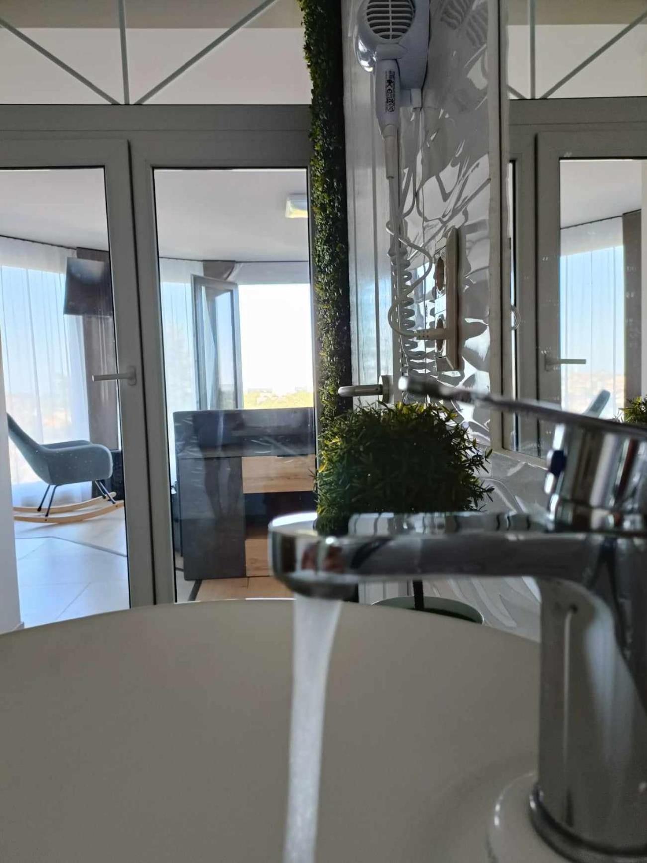 West Panorama Penthouse - Apartment With A Fantastic View Of The City Szombathely Exteriör bild